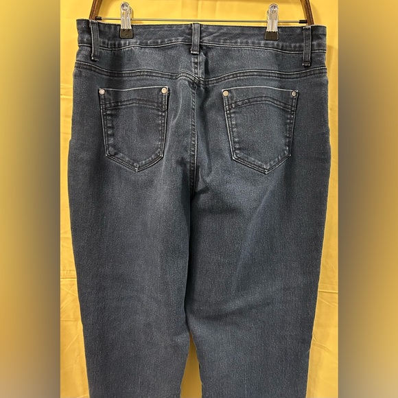 Bandolino Women's Dark Blue Skinny Jeans, Women’s, Size 14 - Picture 4 of 6